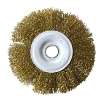 Щетка для УШМ 180 мм, плоская, латунированная, посадка 22,2 мм, 6000 RPM Щетка для УШМ 180 мм, плоская, латунированная, посадка 22,2 мм, 6000 RPM