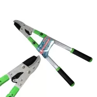 Сучкорез садовый с телескопическими ручками 68-102 см и наковальней, S 2 "MAXIMUM" (3546) Сучкорез садовый с телескопическими ручками 68-102 см и наковальней, S 2 "MAXIMUM" (3546)